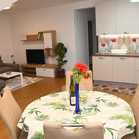 Apartments Mak Моравске-Топлице Екстериор снимка